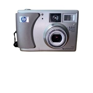 HP PhotoSmart 733 Digital Camera Silver 3.2MP 3x Optical Zoom Pentax Lens Tested